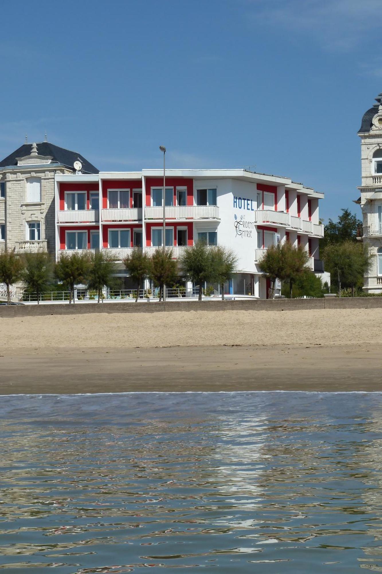 Hotel Le Trident Thyrse Руаян Екстер'єр фото